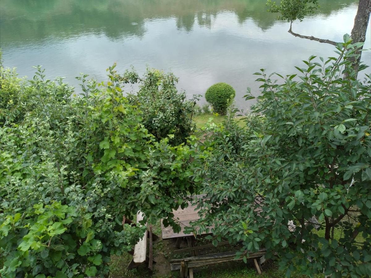 Prenociste Na Drini Foca Bed & Breakfast Luaran gambar