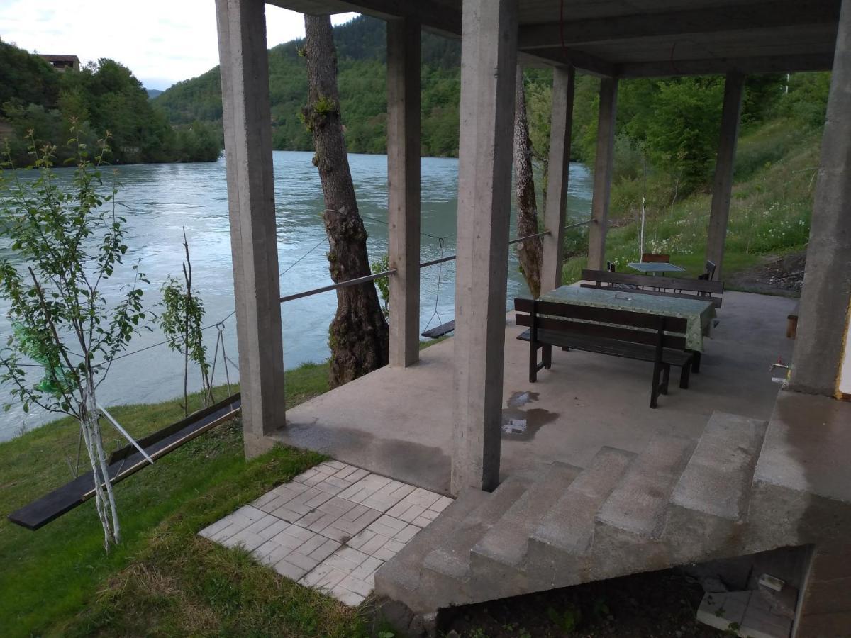 Prenociste Na Drini Foca Bed & Breakfast Luaran gambar